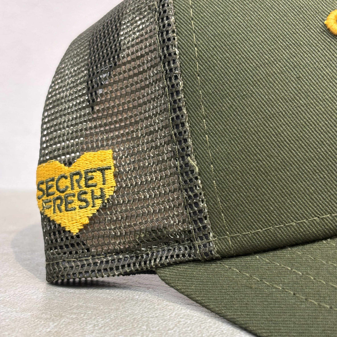 New Era 9Forty x SF "Mahal Kita" Trucker Hat Green