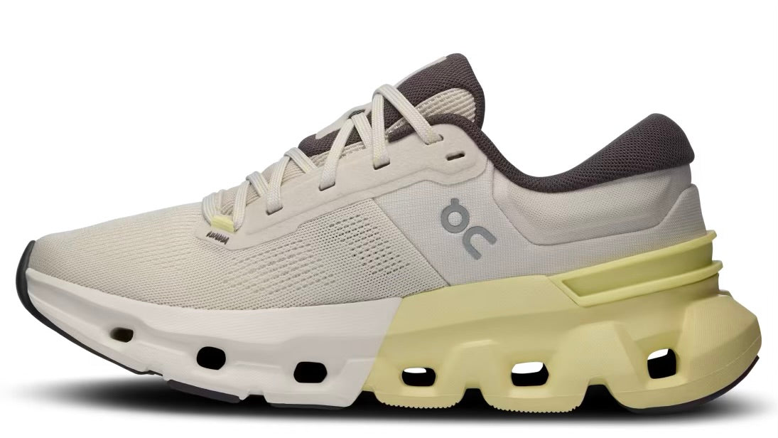 On Cloudflyer 5 ‘Pearl Hay’ (W)