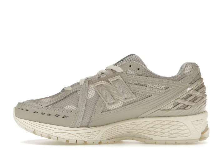 New Balance 1906R Polka Dot Moonrock