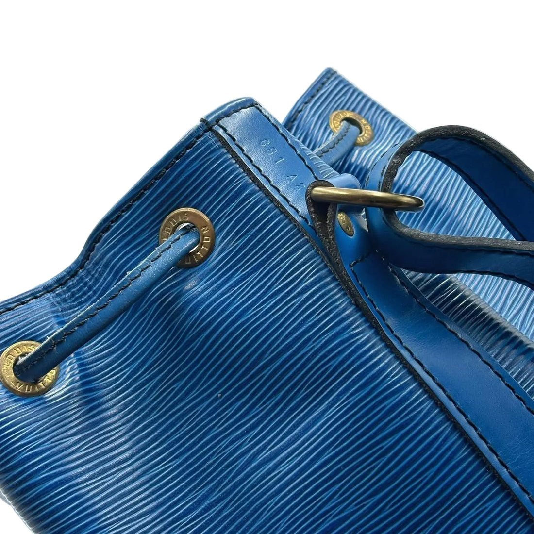 Louis Vuitton Toledo Blue Epi Leather Petit Noe Bag (Pre-owned) R2VDR9J