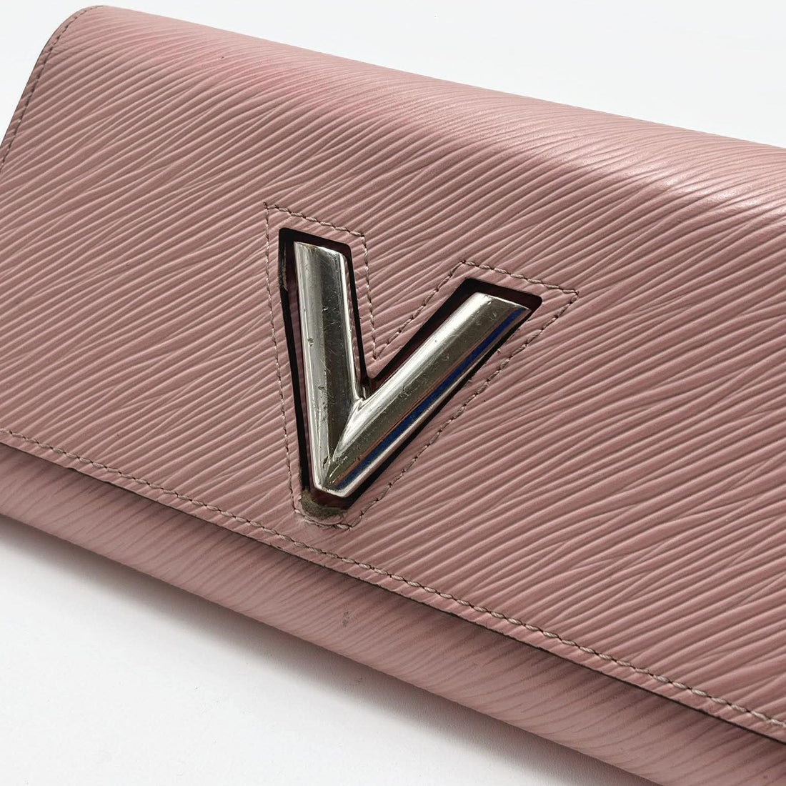 Louis Vuitton Rose Ballerine Epi Twist Wallet (Pre-owned) 8G69DCH