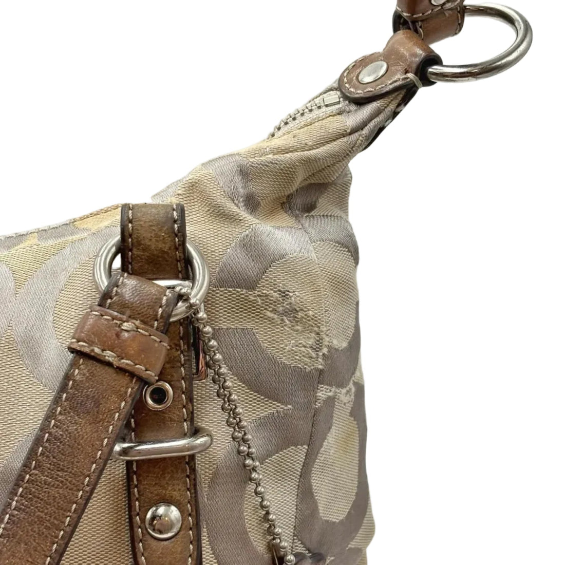 Coach Beige Signature Canvas Shoulder Bag (Pre-owned)