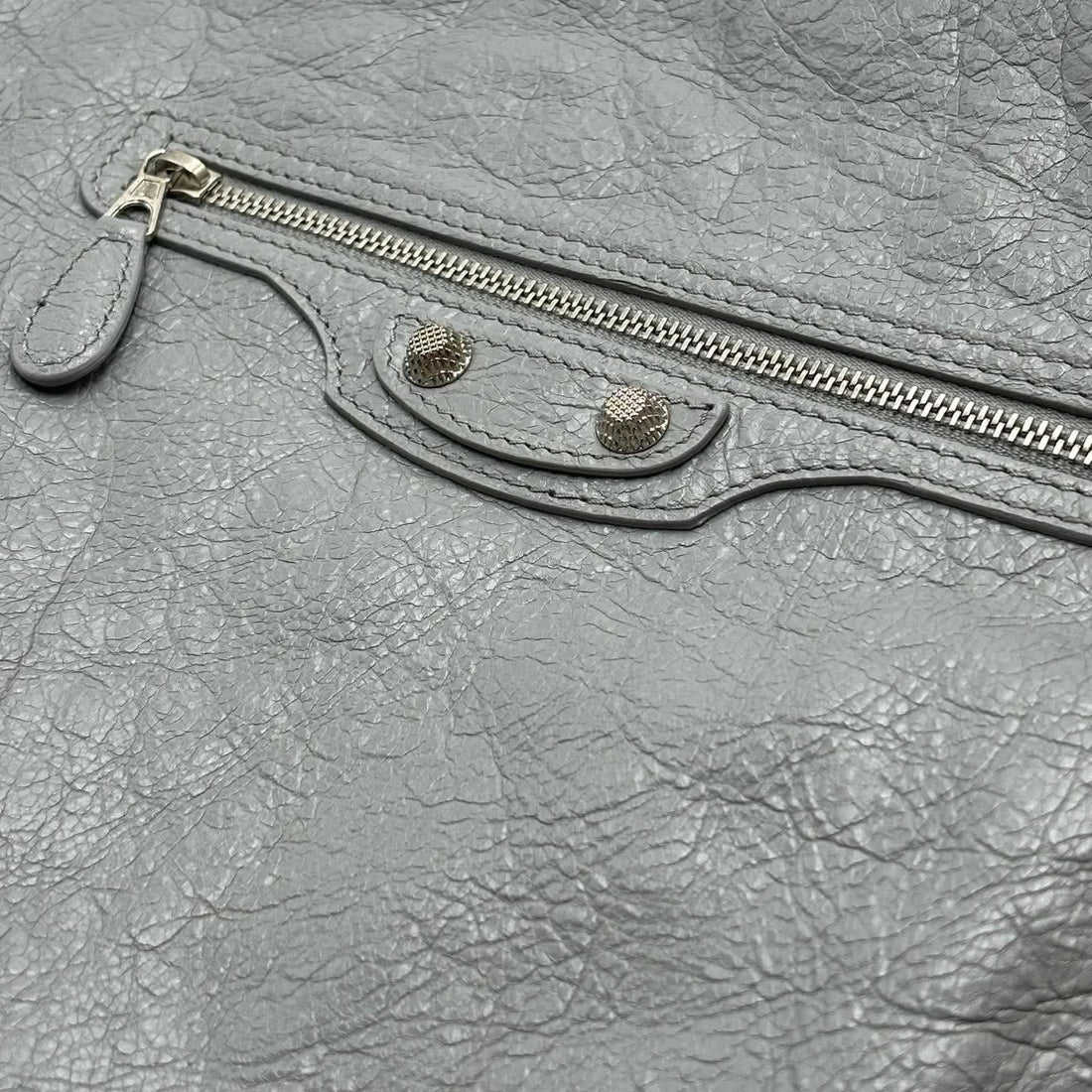 Balenciaga Lambskin Motocross Giant 12 Zip Around Flat Clutch Bag (Like new) VVM8QX4