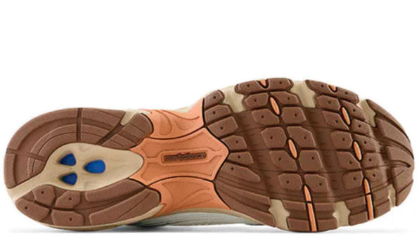 New Balance 530 Niko and ... Off White/Brown