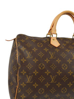 Load image into Gallery viewer, Louis Vuitton 2007 Monogram Speedy 40 Handbag (Pre-owned)
