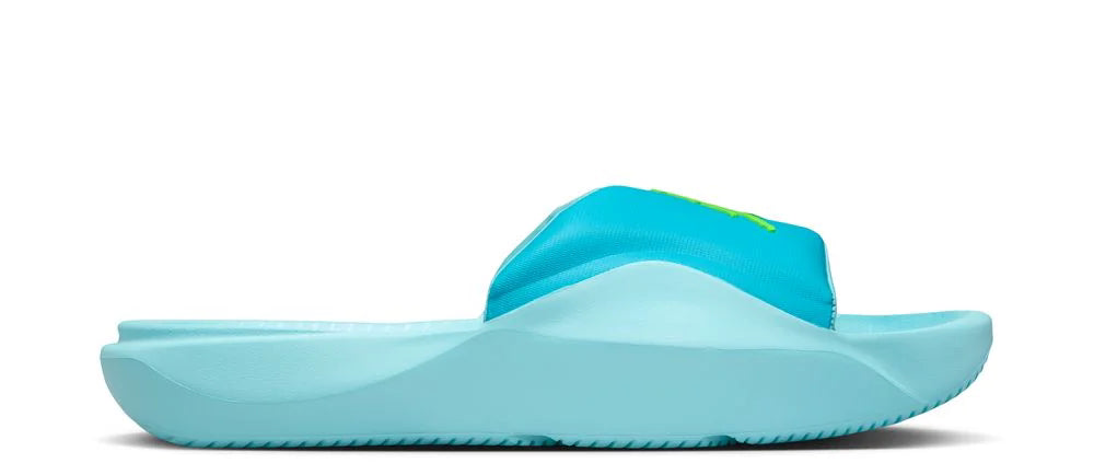 Jordan Franchise Slide
Chlorine Blue Copa Electric Green