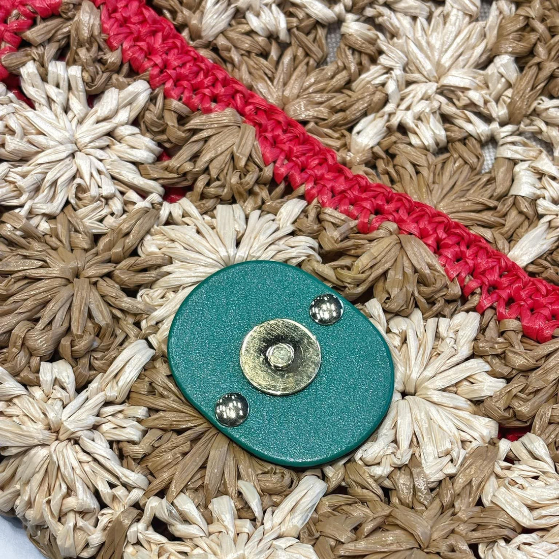 Gucci Beige/Red/Green Woven Floral Raffia GG Marmont Small Shoulder Bag (Pre-owned)