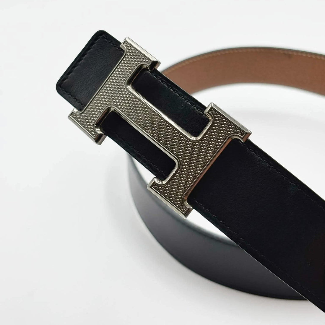 Hermes Leather Belt With Silver-Toned Buckle (Pre-owned)