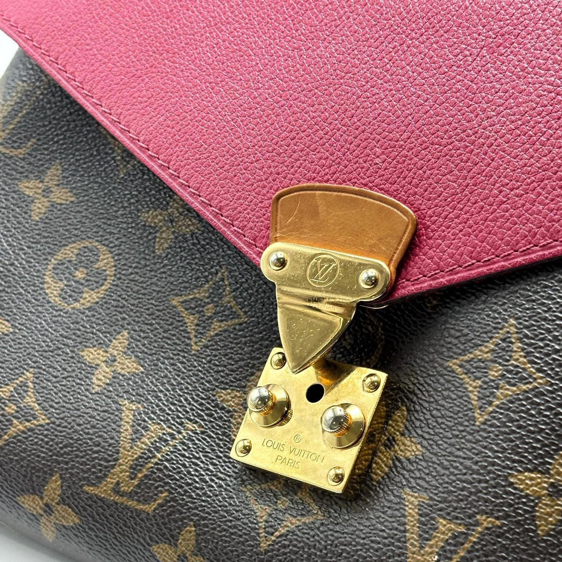 Louis Vuitton Cerise Monogram Canvas Pallas Chain Bag (Pre-owned) GW8RQ9D