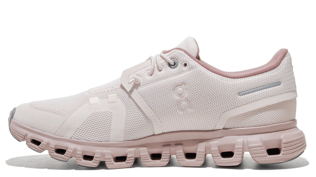 On Running Cloud 6 Oyster Biscuit (Women's)