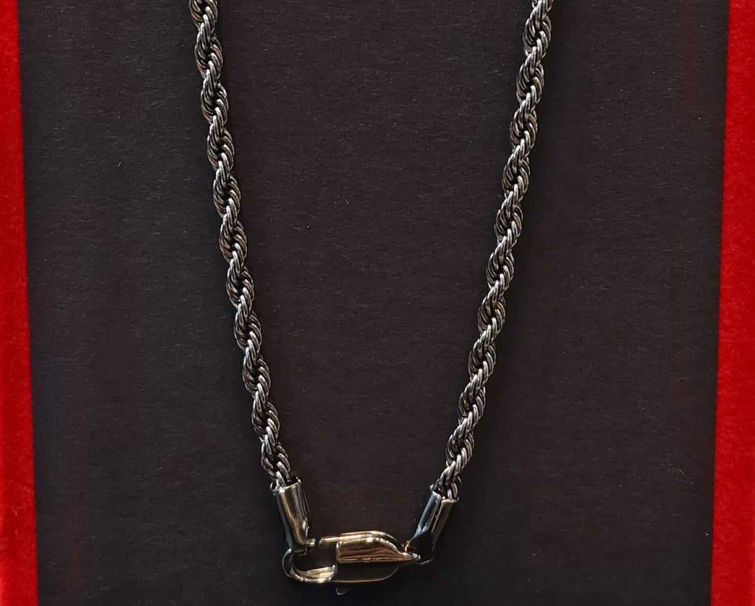 Eminem - Hockey Mask Pendant & Chain (Gun Metal) 20 inch Chain