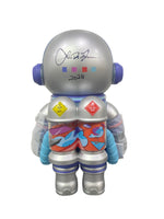 Load image into Gallery viewer, SIGNED Pop Mart MEGA SPACE MOLLY 400% Louis De Guzman
