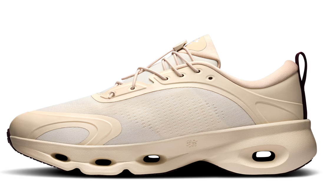 On Running Cloudsolo LOEWE Sand Burgundy (Women's)