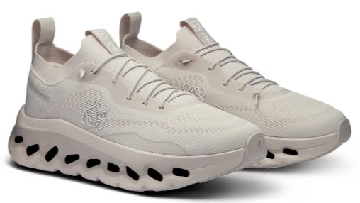 On Running Cloudtilt Loewe Sand (Women's)