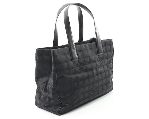 Chanel New Travel Line MM Tote Bag Black (Pre-owned)