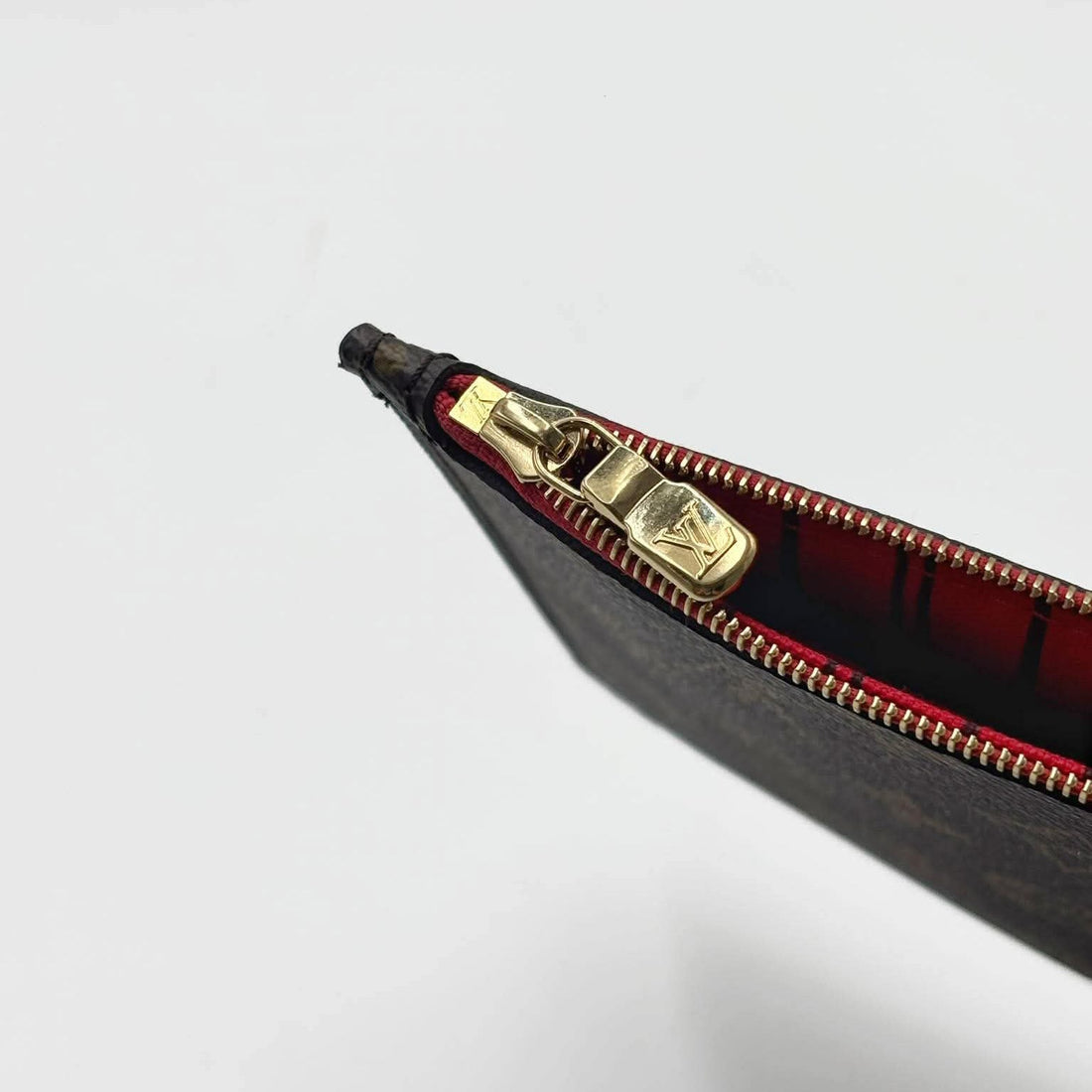 Louis Vuitton Monogram Canvas Neverfull PM Pochette Zippered Clutch Bag W/O Strap (Bnew) TR8RY46