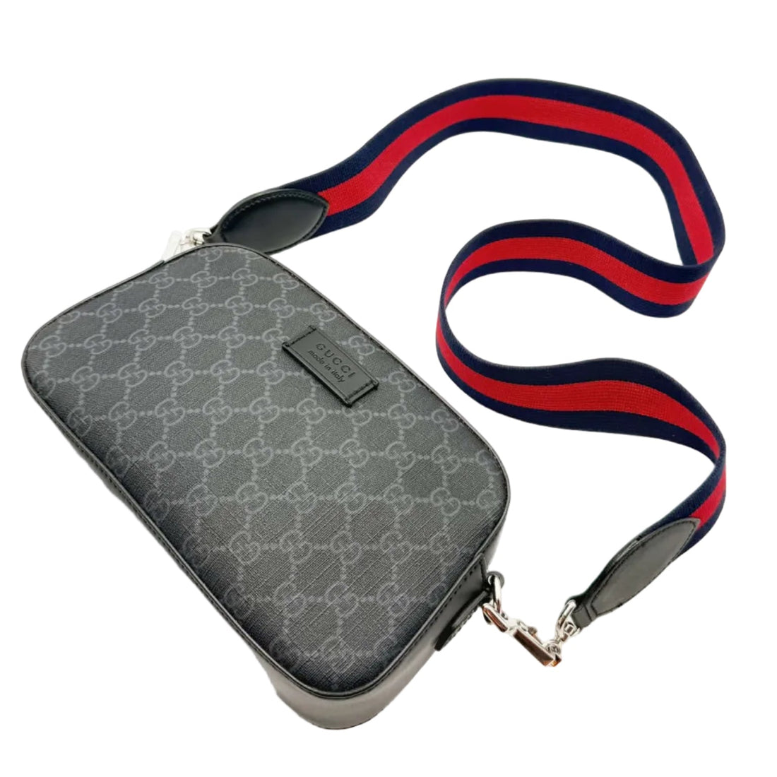 Gucci GG Supreme leather messenger Bag Black (Like new) RTD974G