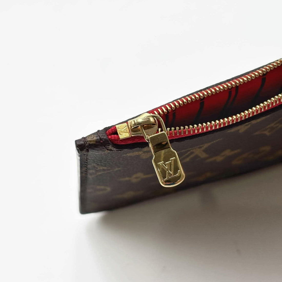 Louis Vuitton Monogram Canvas Neverfull PM Pochette Zippered Clutch Bag W/O Strap (Bnew) WD782WK