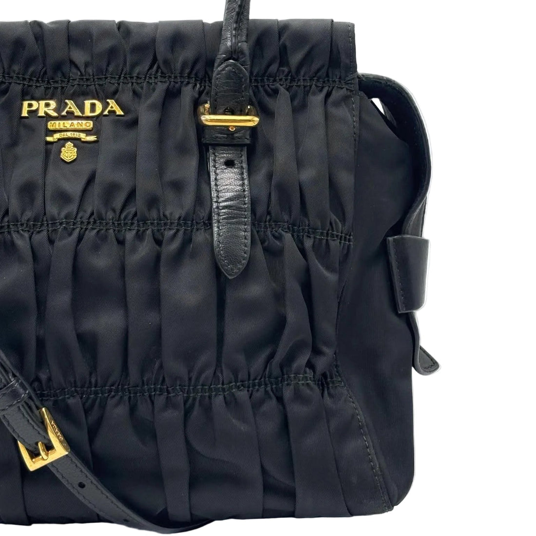 Prada Nylon Gaufre Black Handbag Black (Pre-owned) 47BG9W8