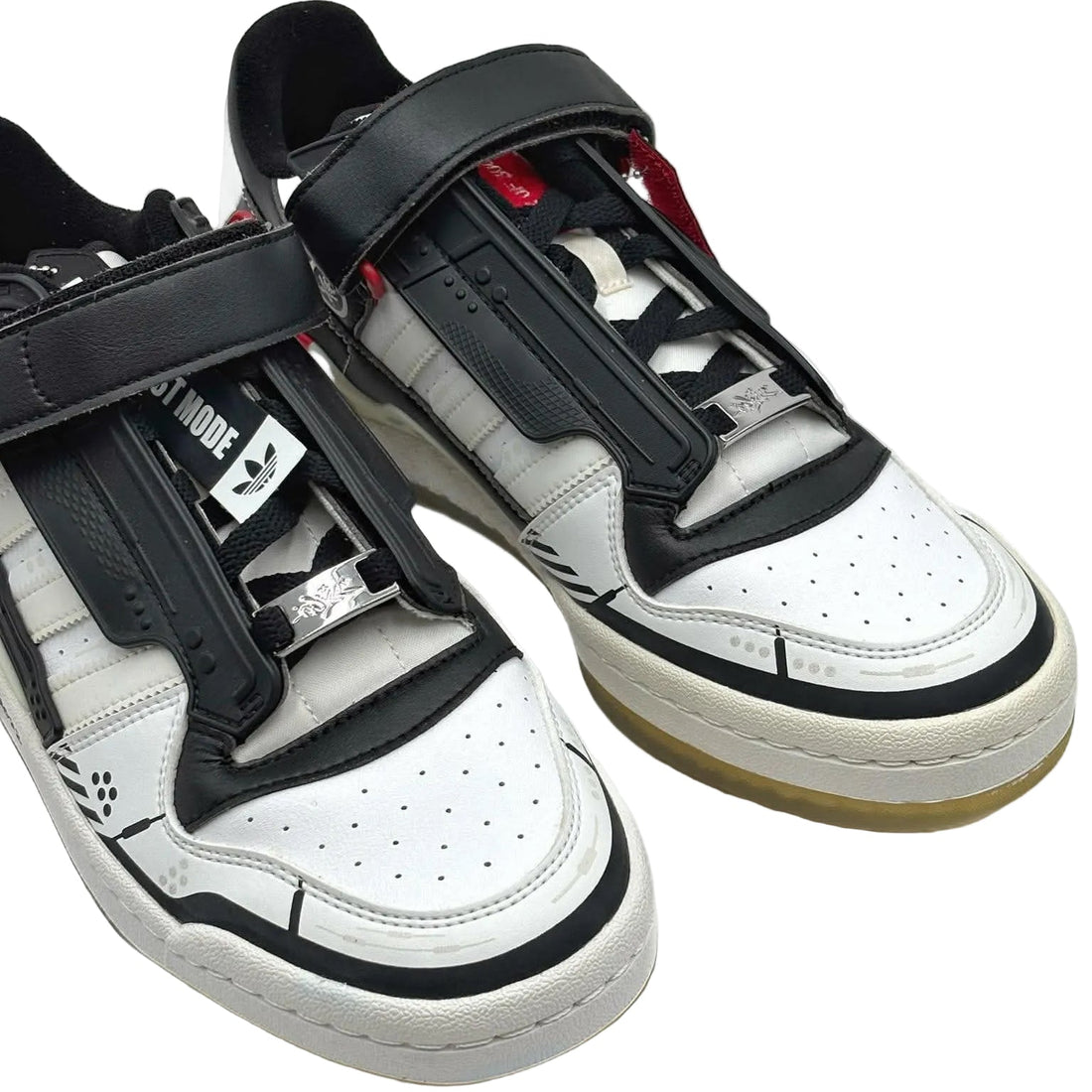 Quiccs x Adidas Forum Low White Black (Signed)