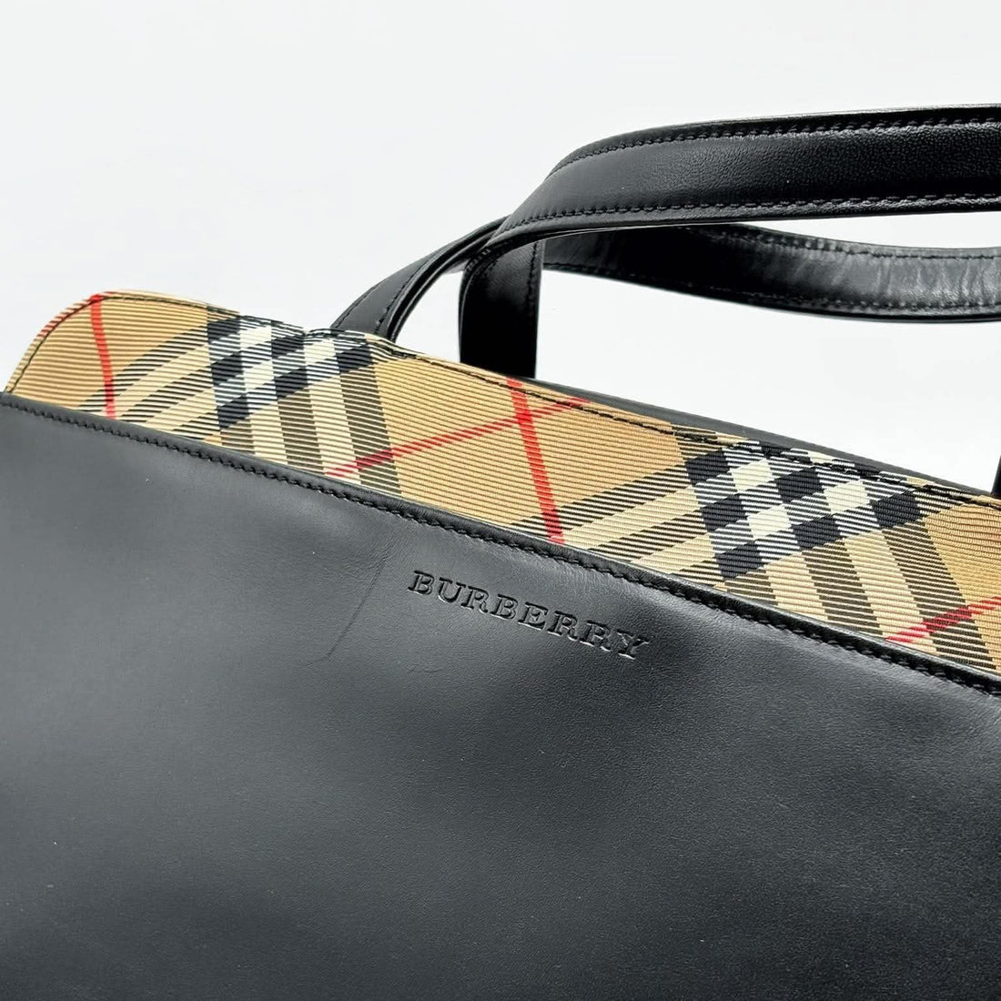 Burberry Nova Check Hand Bag Leather Nylon (Like new)