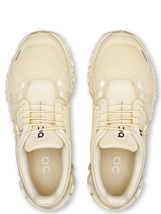 On Running Cloud 6 Castor Ivory (Women's)