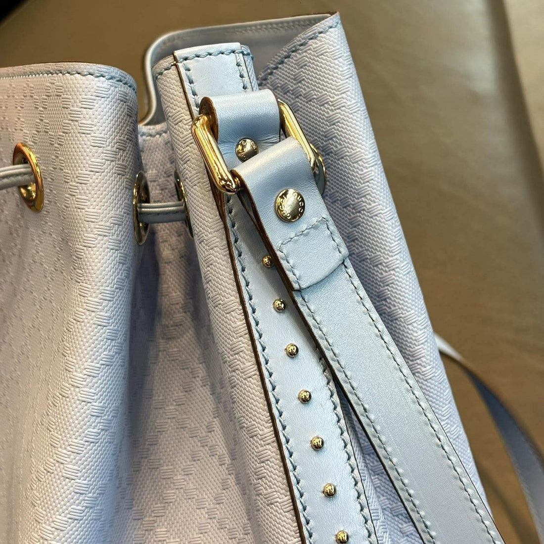 Gucci Bright Diamante Medium Bucket Bag Great White (Brandnew)