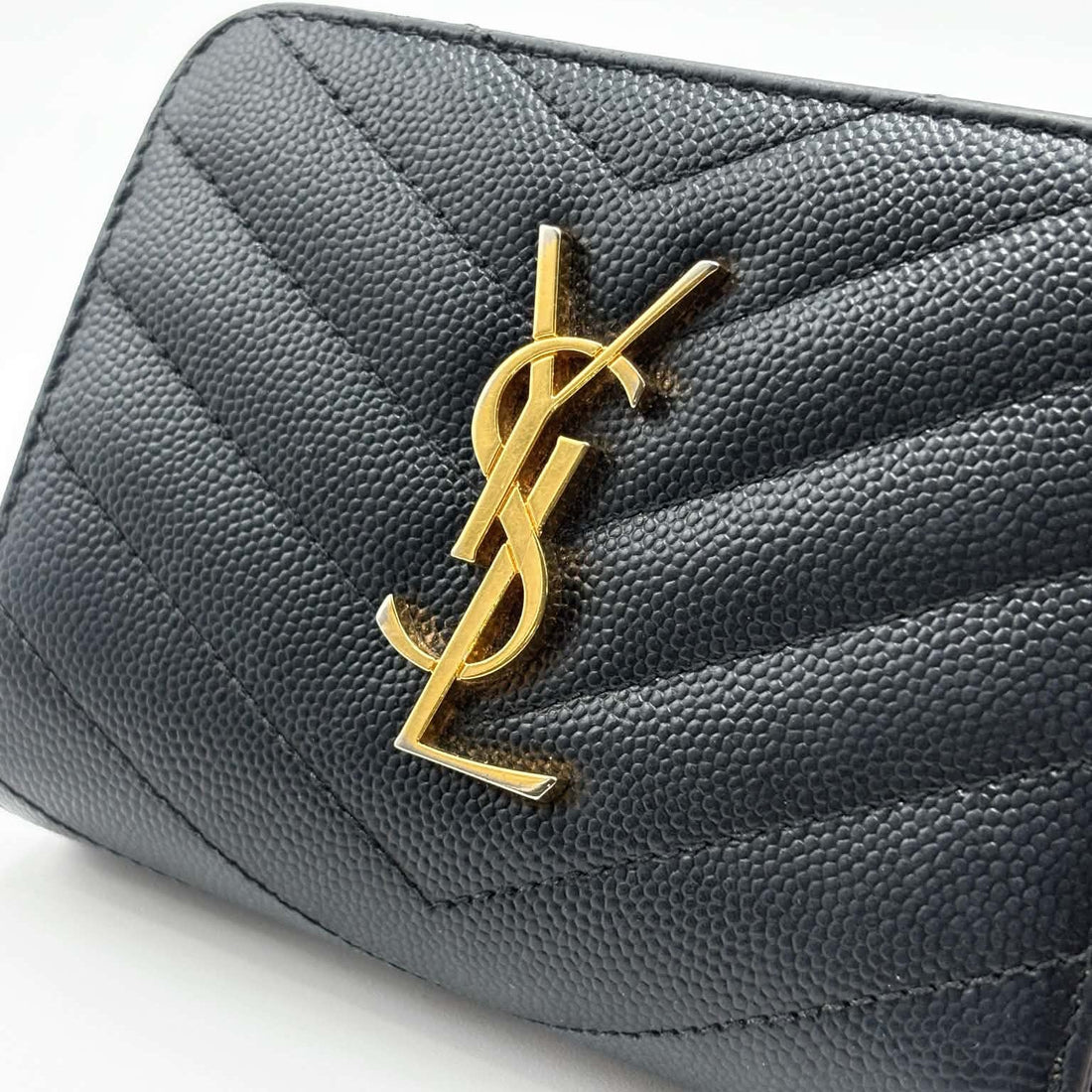 Saint Laurent Black Quilted Leather Zip Around Compact Wallet (Pre-owned) K9C8624