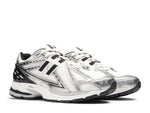 Load image into Gallery viewer, New Balance 1906R Silver Black
