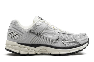 Nike Zoom Vomero 5 Chrome