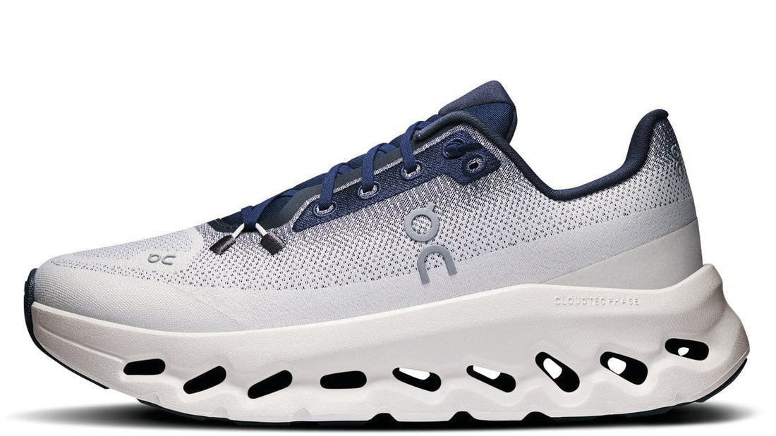 On Running Cloudtilt Midnight Ice (Women’s)