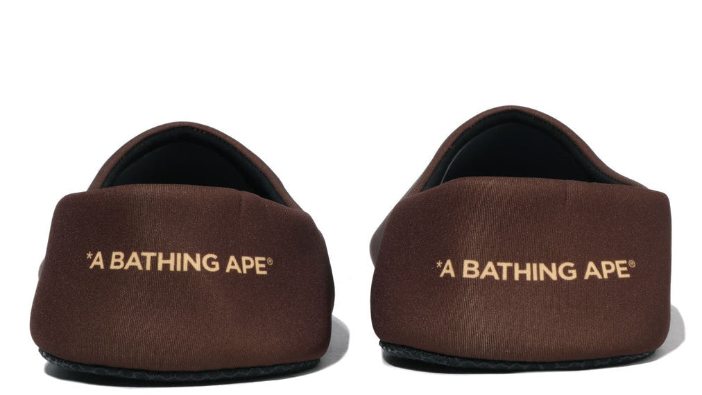 A Bathing Ape Head Slipper & Pouch Set