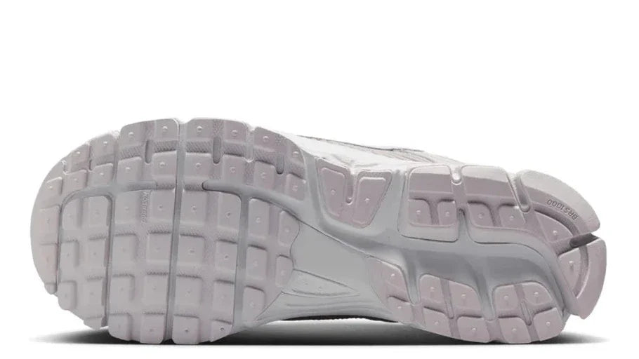 Nike Zoom Vomero 5 Off White Light Violet Ore (Women's)