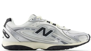 New Balance 204L Silver Metallic Black