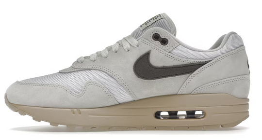 Wings and waffles sales air max 1