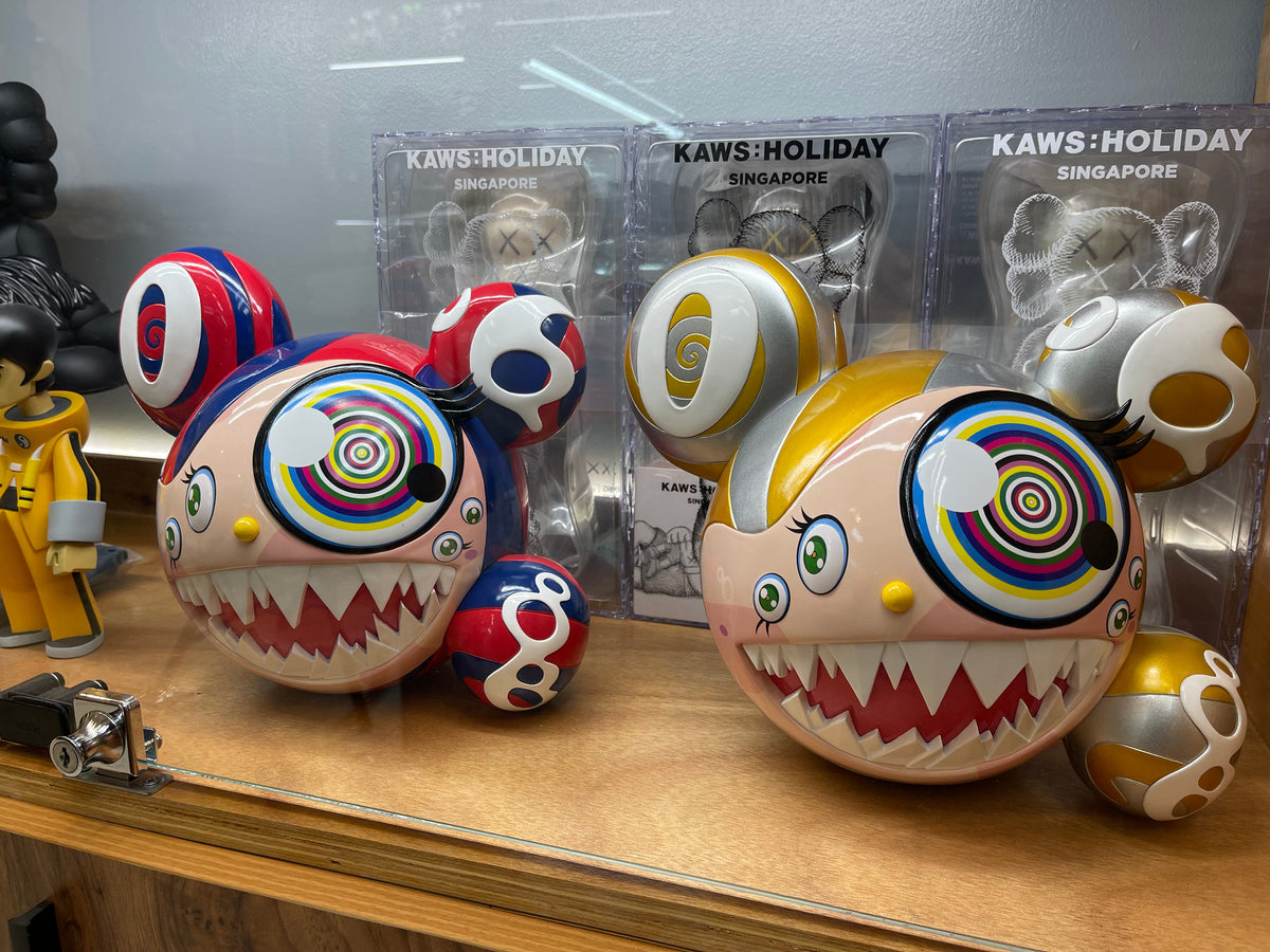 Takashi Murakami Murakami Mr. Dob Figure Gold – Pure Soles PH